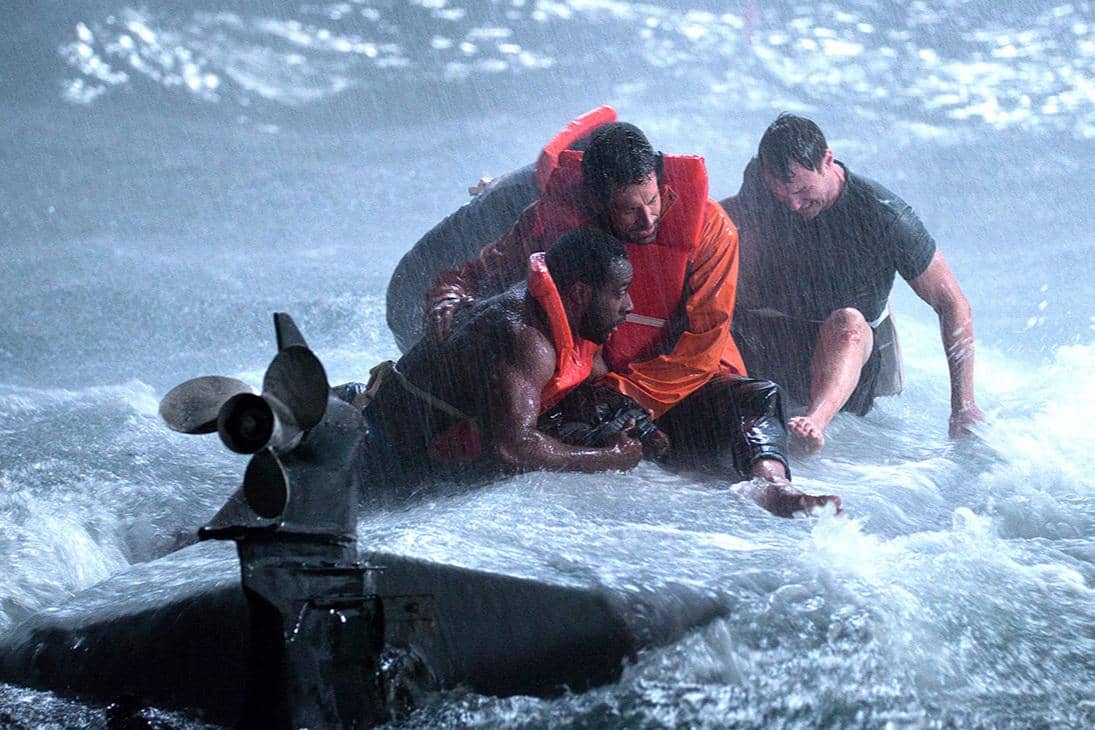 adegan dalam film Not Without Hope