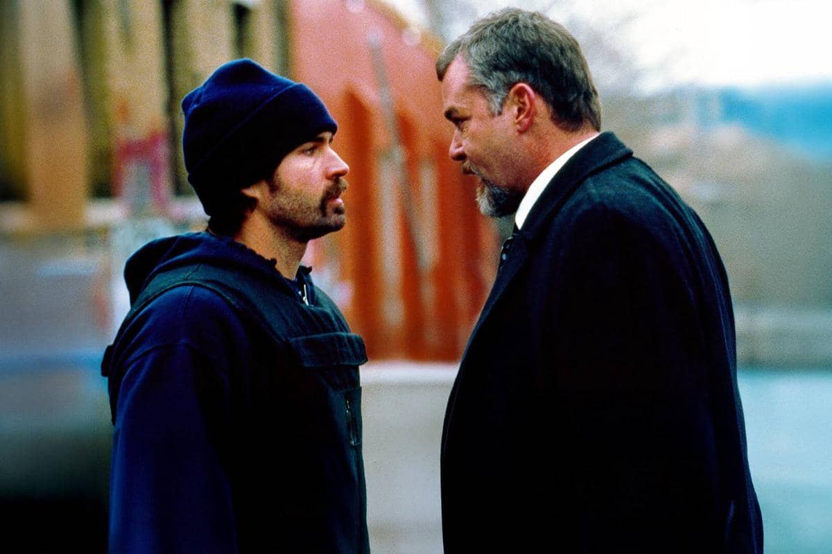 adegan dalam film Narc