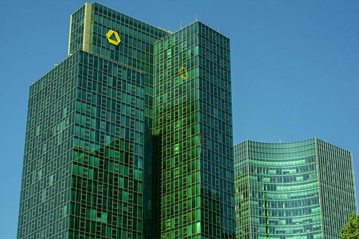 5 Alasan Saham Blue Chip Ideal untuk Pemula yang Baru Investasi Saham