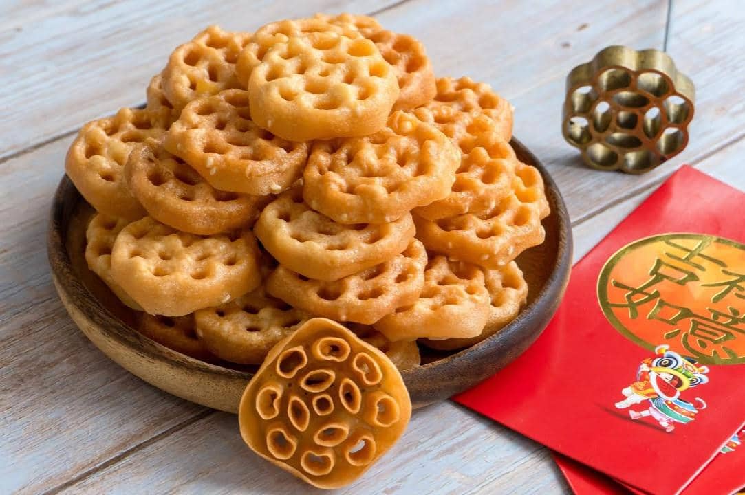 kembang goyang manis