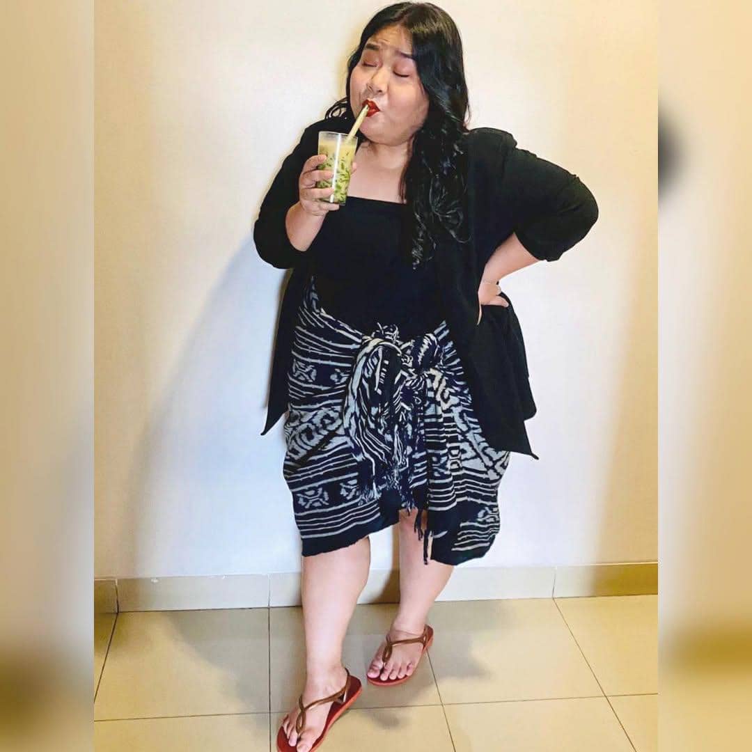 OOTD Feminin ala Gita Bhebhita