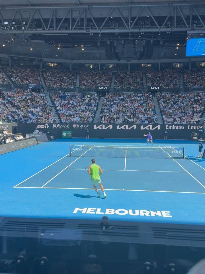 unggahan Neha Sharma