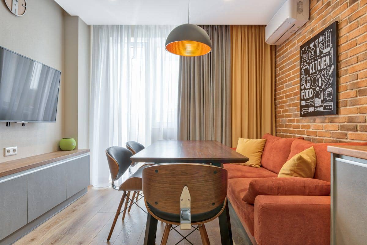 ilustrasi ruangan dengan nuansa cokelat 