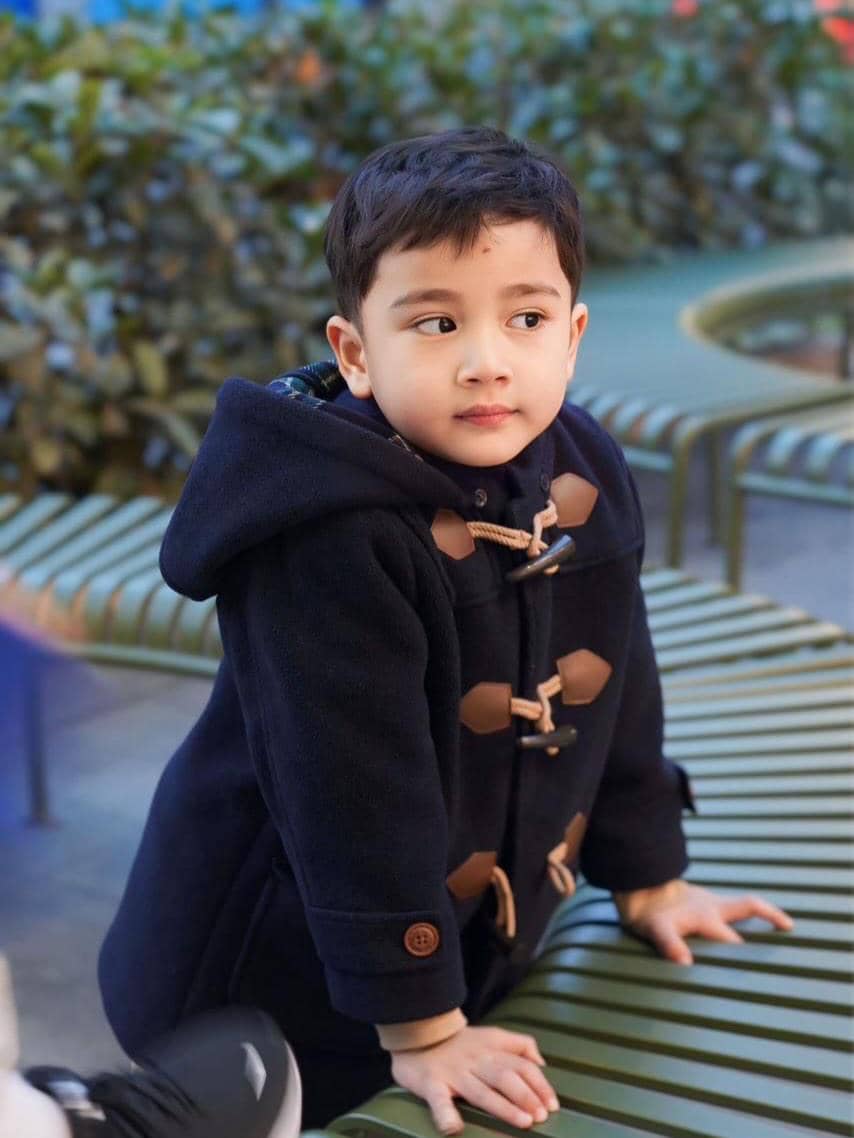 Rafathar dan Rayyanza saat liburan di Shanghai