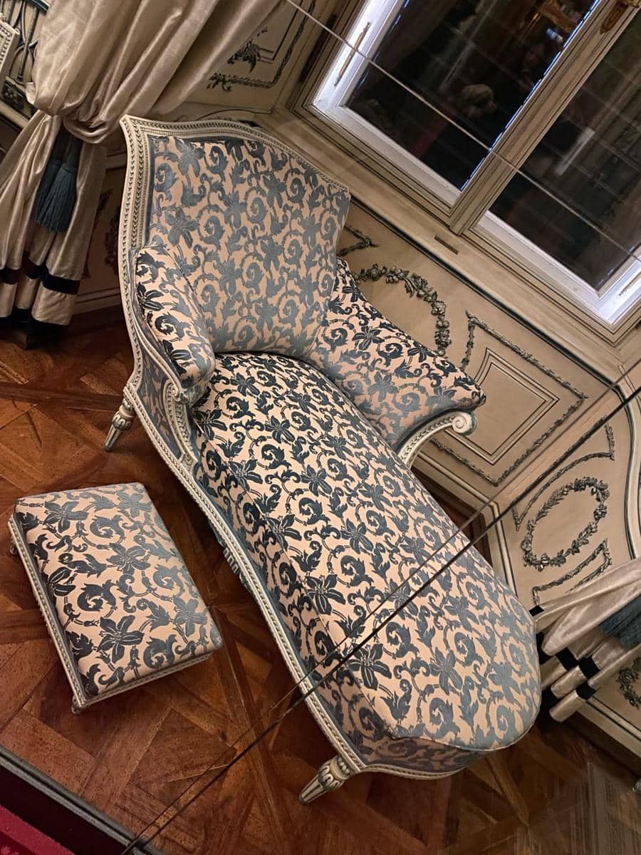 Ina Thomas mengujungi Schönbrunn Palace di Vienna