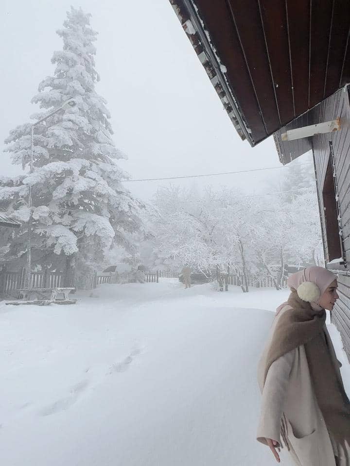 Hamidah Rachmayanti saat liburan di Hakuba
