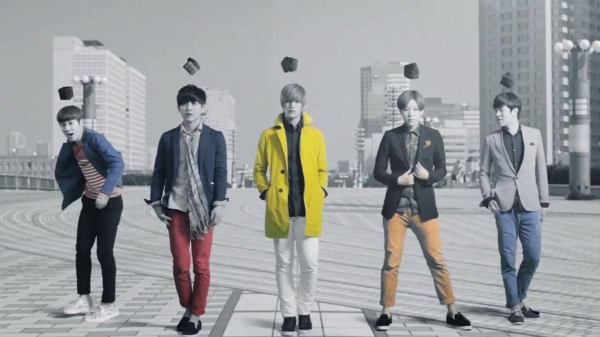 cuplikan MV "One Love"