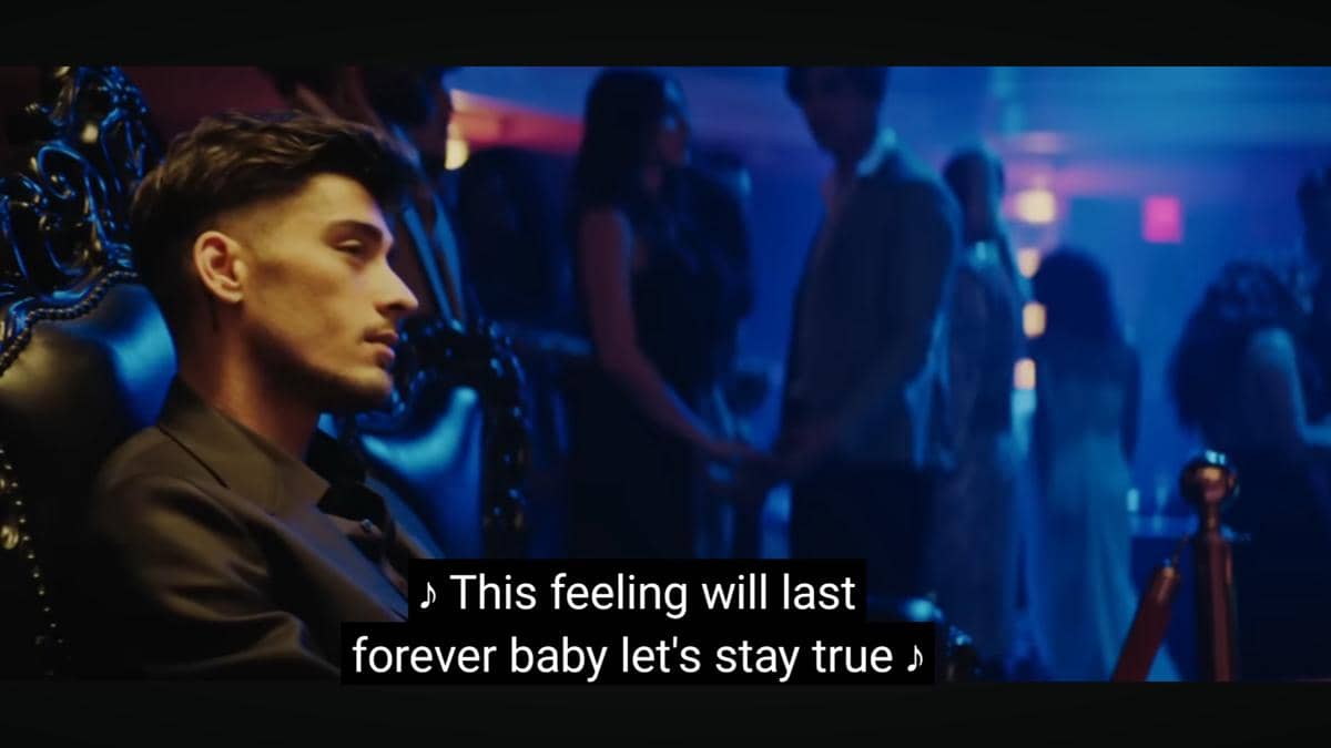 cuplikan video klip "Let Me"