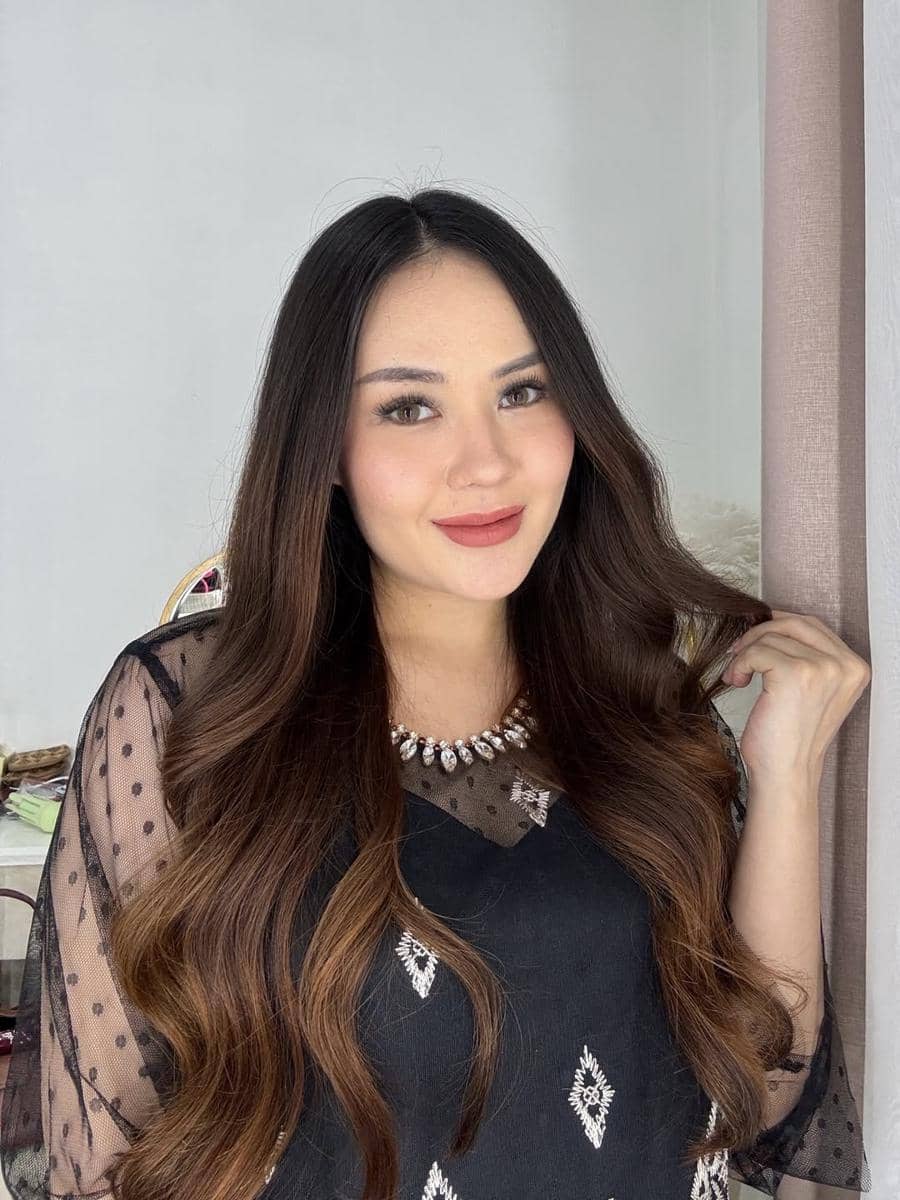 Inspirasi makeup ala Geng Rahasia Negara