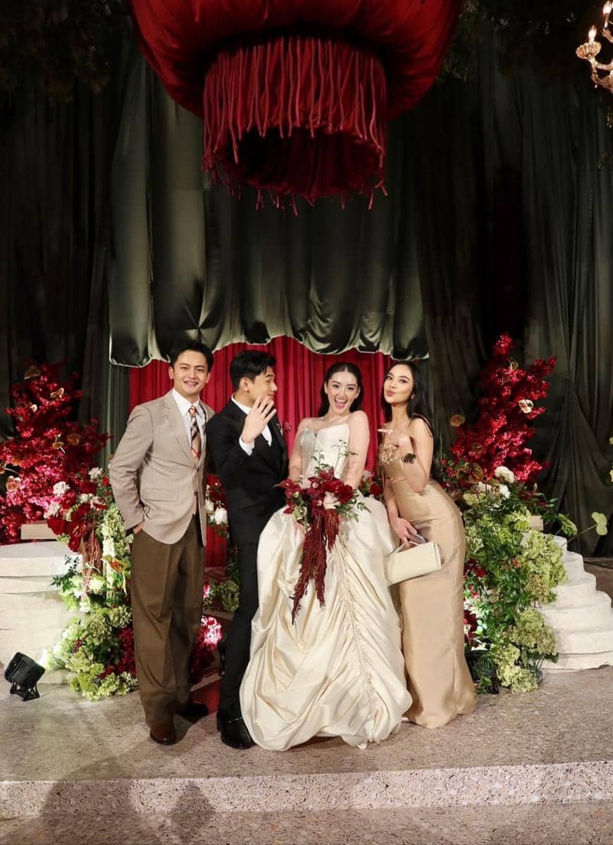 Gaya Couple Seleb di Pernikahan Ranty Maria-Rayn Wijaya (instagram.com/randymartinnn)