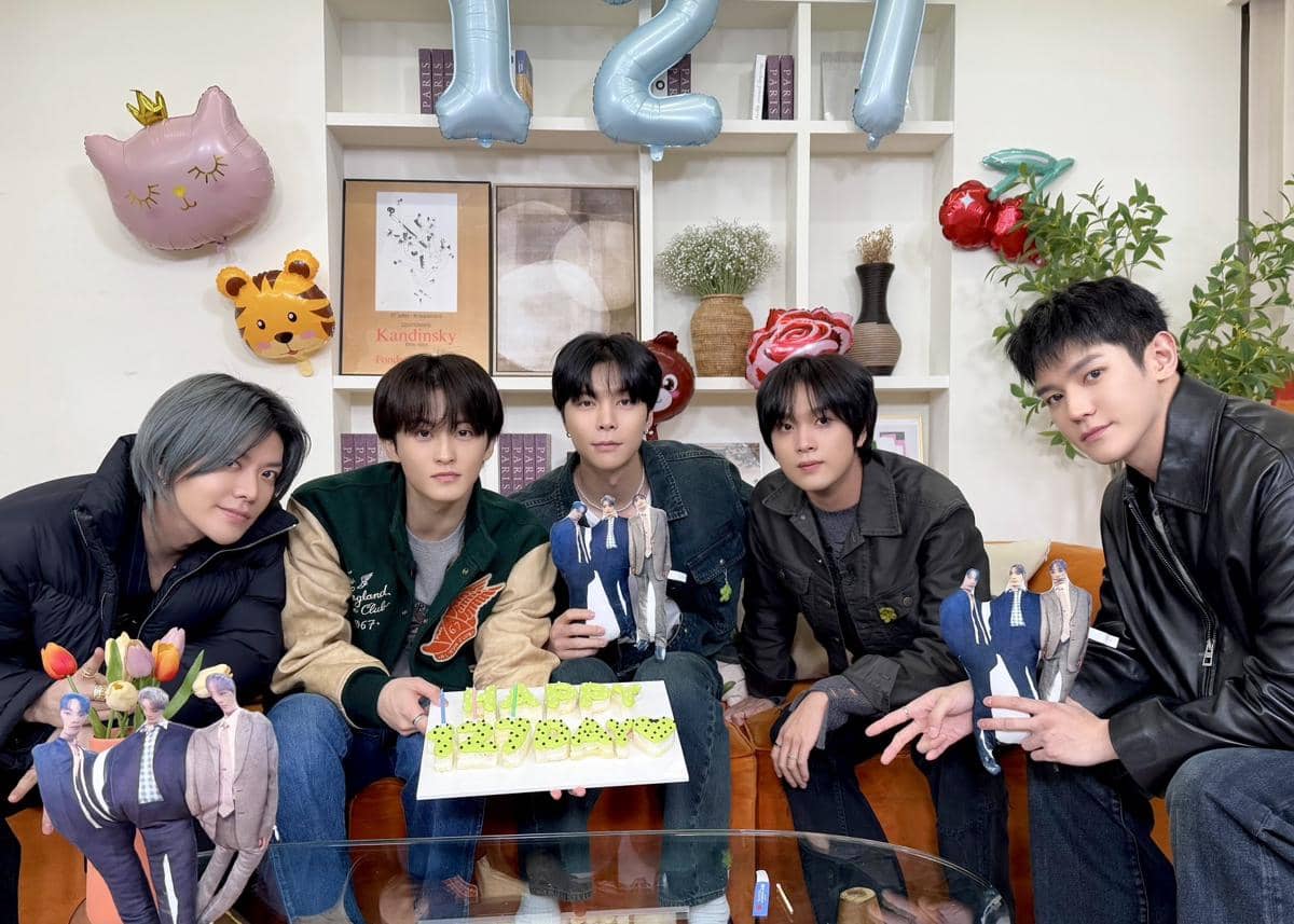 potret NCT 127 rayakan anniversary ke-10