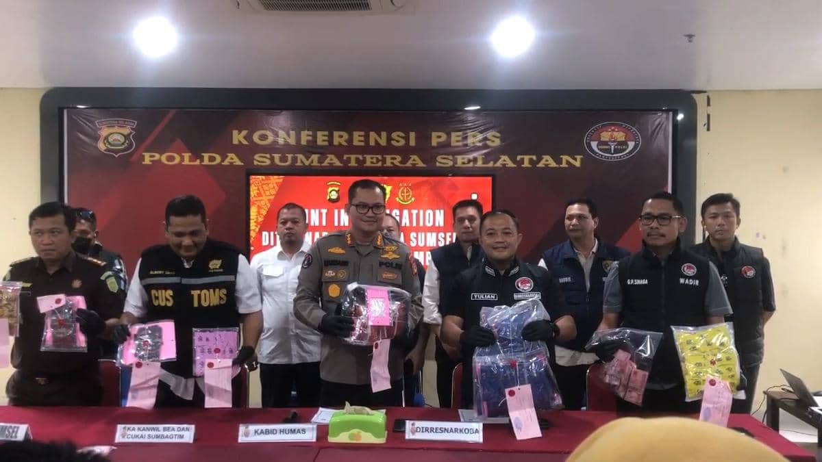 Press rilis Ditresnarkoba Polda Sumsel terkait peredaran narkotika jenis baru di Sumsel