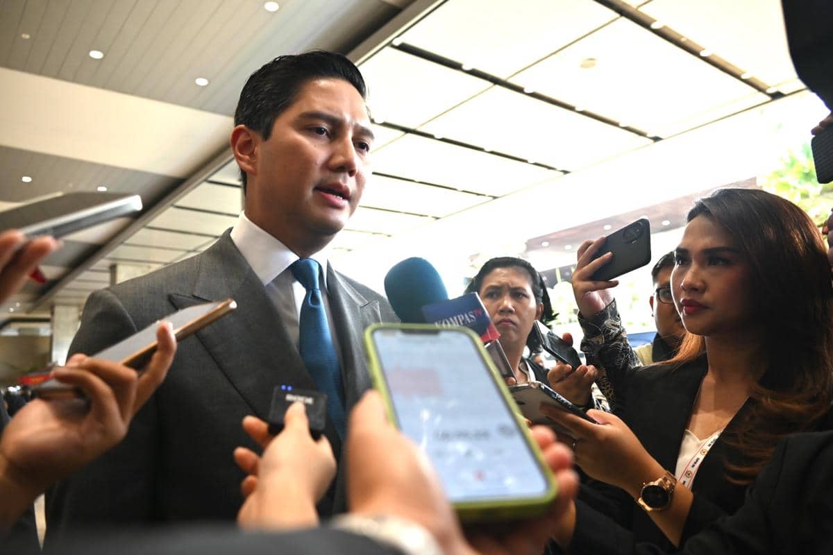 Profil Budi Djiwandono, yang Diisukan Merapat ke Kabinet Prabowo