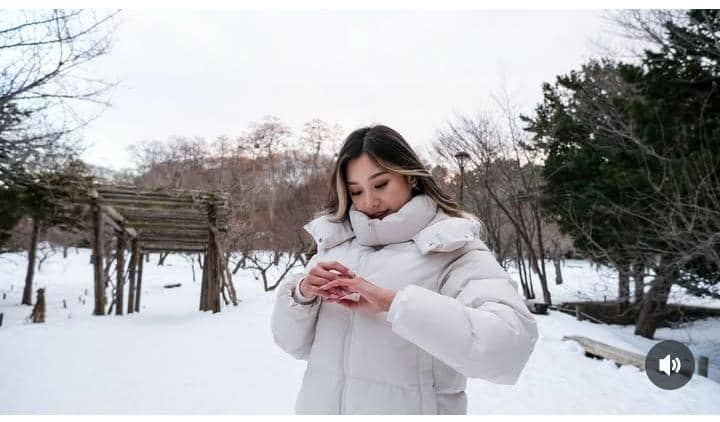 Audrey Vanessa dilamar di Jepang