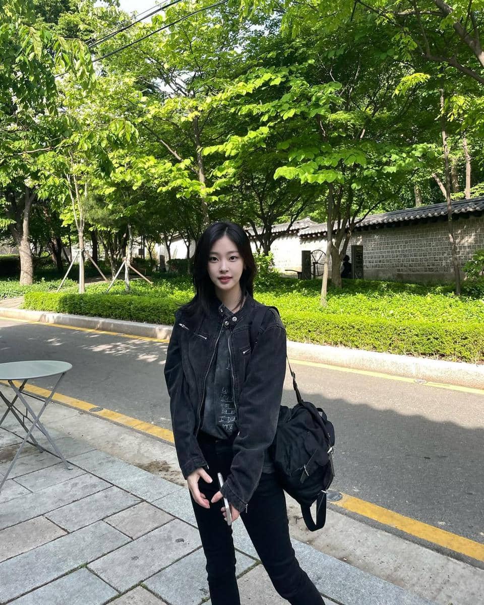 Gaya edgy look ala Choi Hee Jin