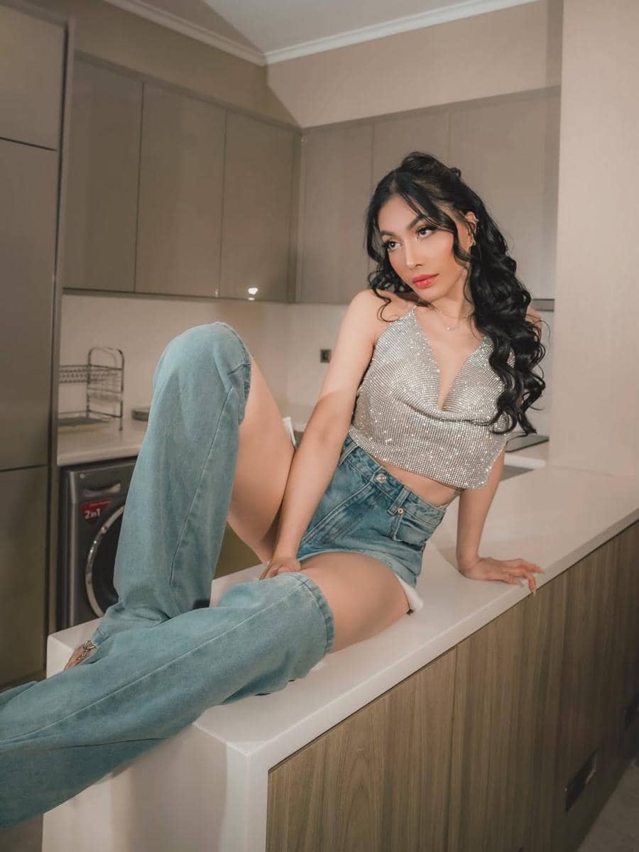 hairstyle ala Denada