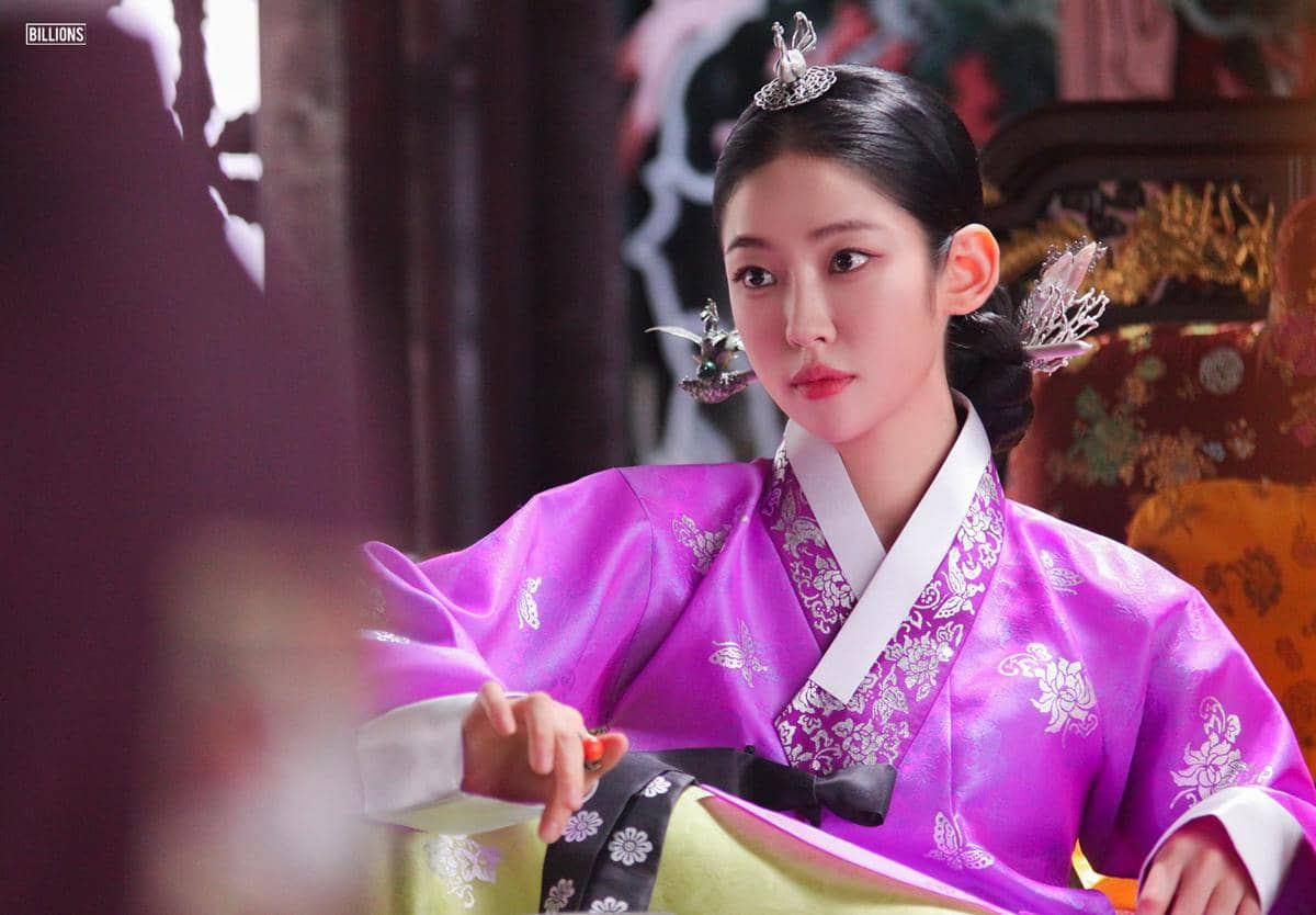 Song Ji Woo di To My Beloved Thief