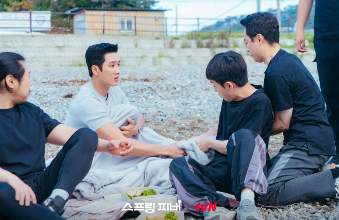 cuplikan drama Spring Fever