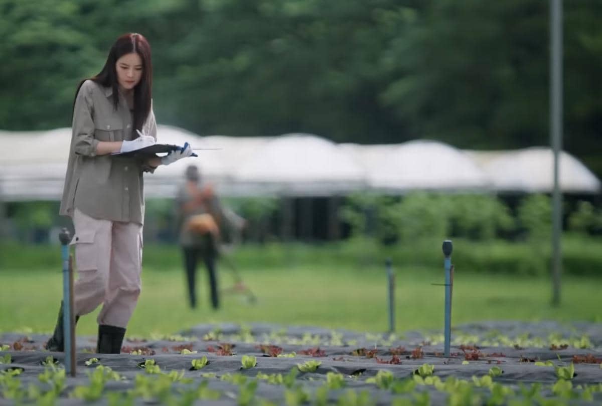 cuplikan drama The Earth