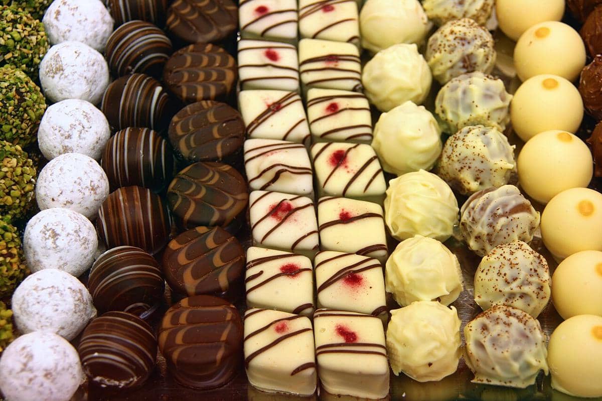 ilustrasi chocolate truffle