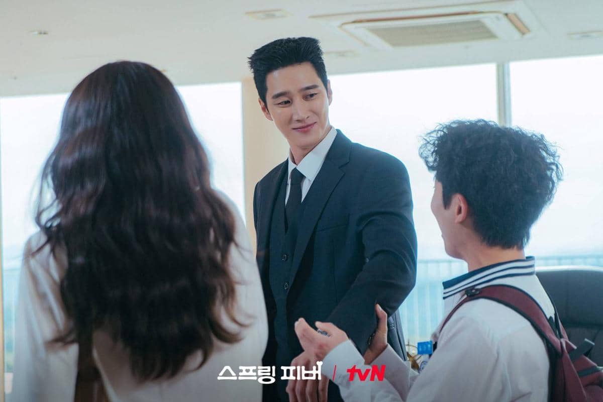 Cuplikan drama Korea Spring Fever 