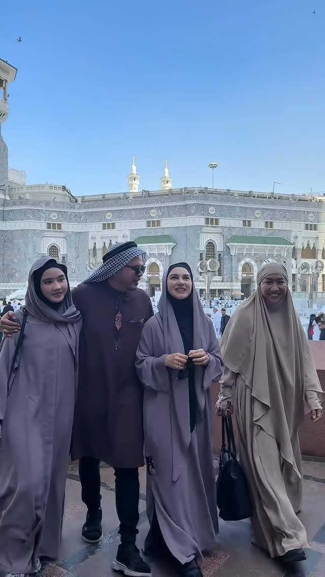 Seleb yang umrah di bulan Januari 2026