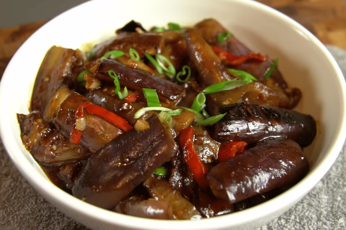 ilustrasi terong szechuan ebi
