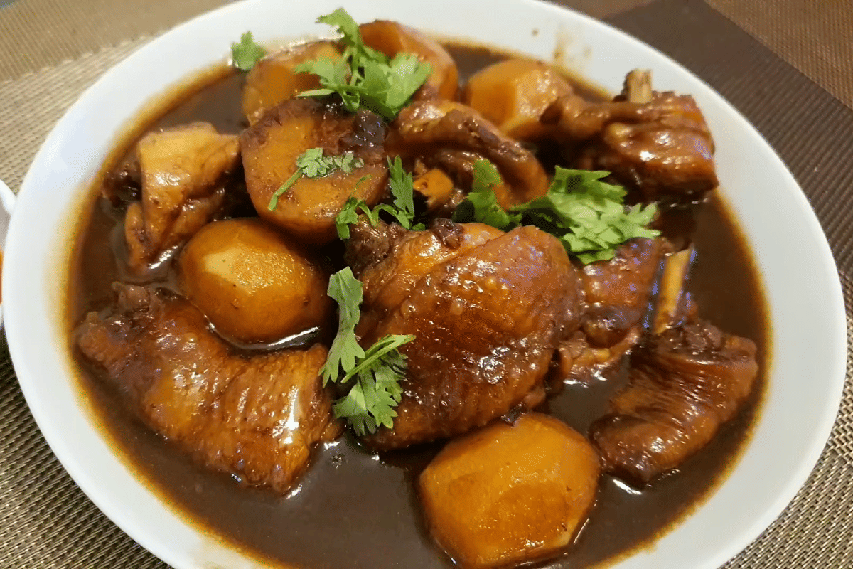 ilustrasi ayam pongteh