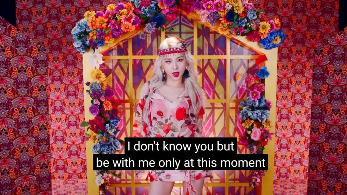 cuplikan MV "Bomb Bomb"