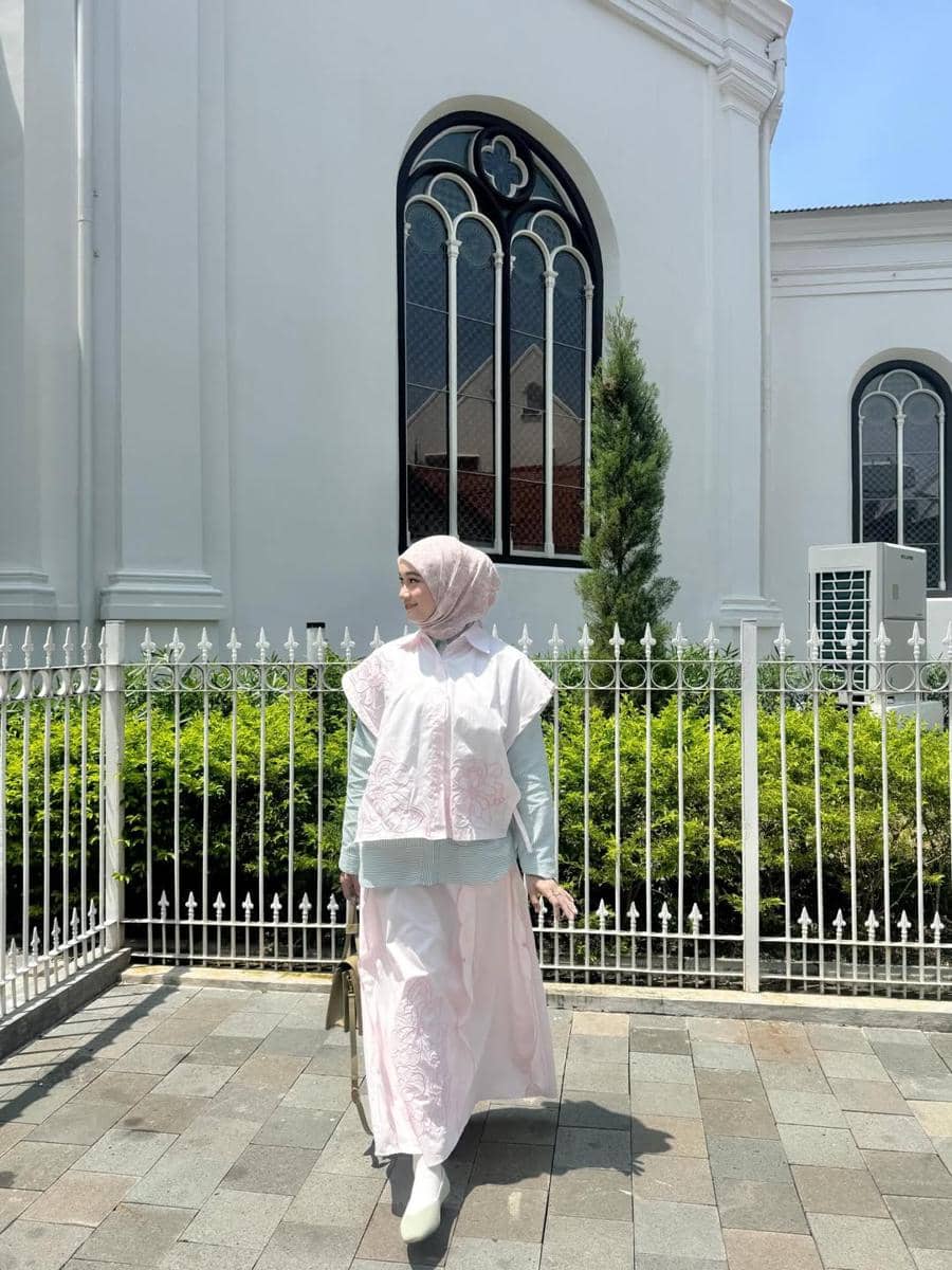 Outfit ala Ravira Naila