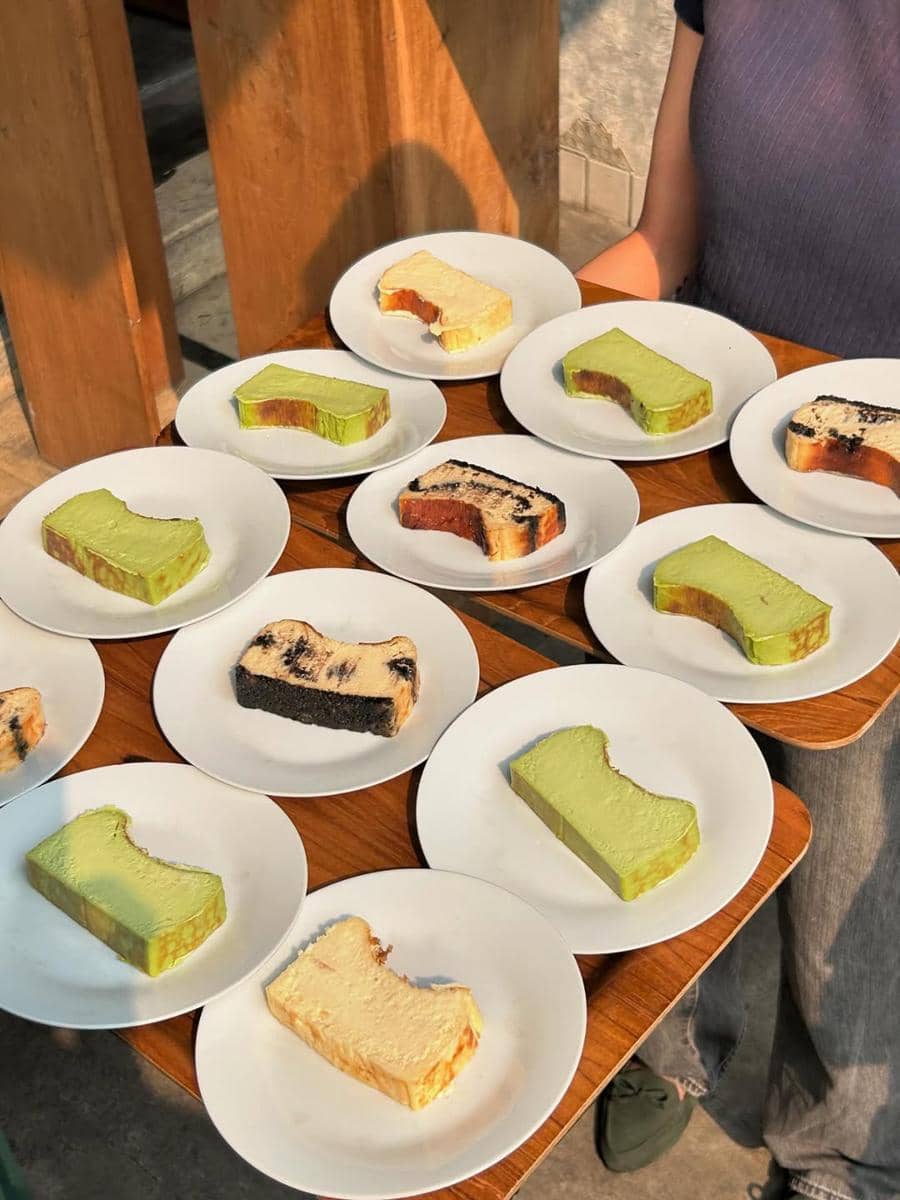 varian cheese cake Cafe Busy 