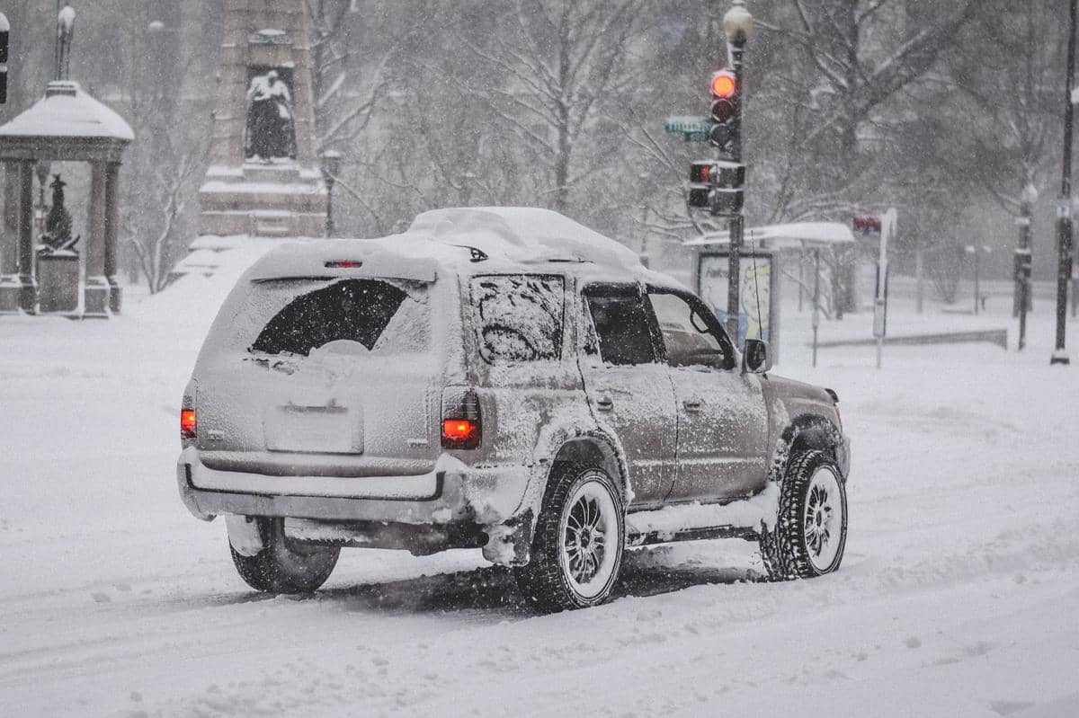 ilustrasi badai salju (pixabay.com/janeb13)