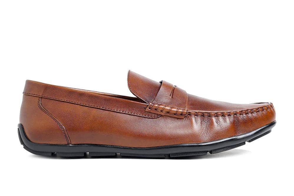 foto sepatu cokelat Prabu