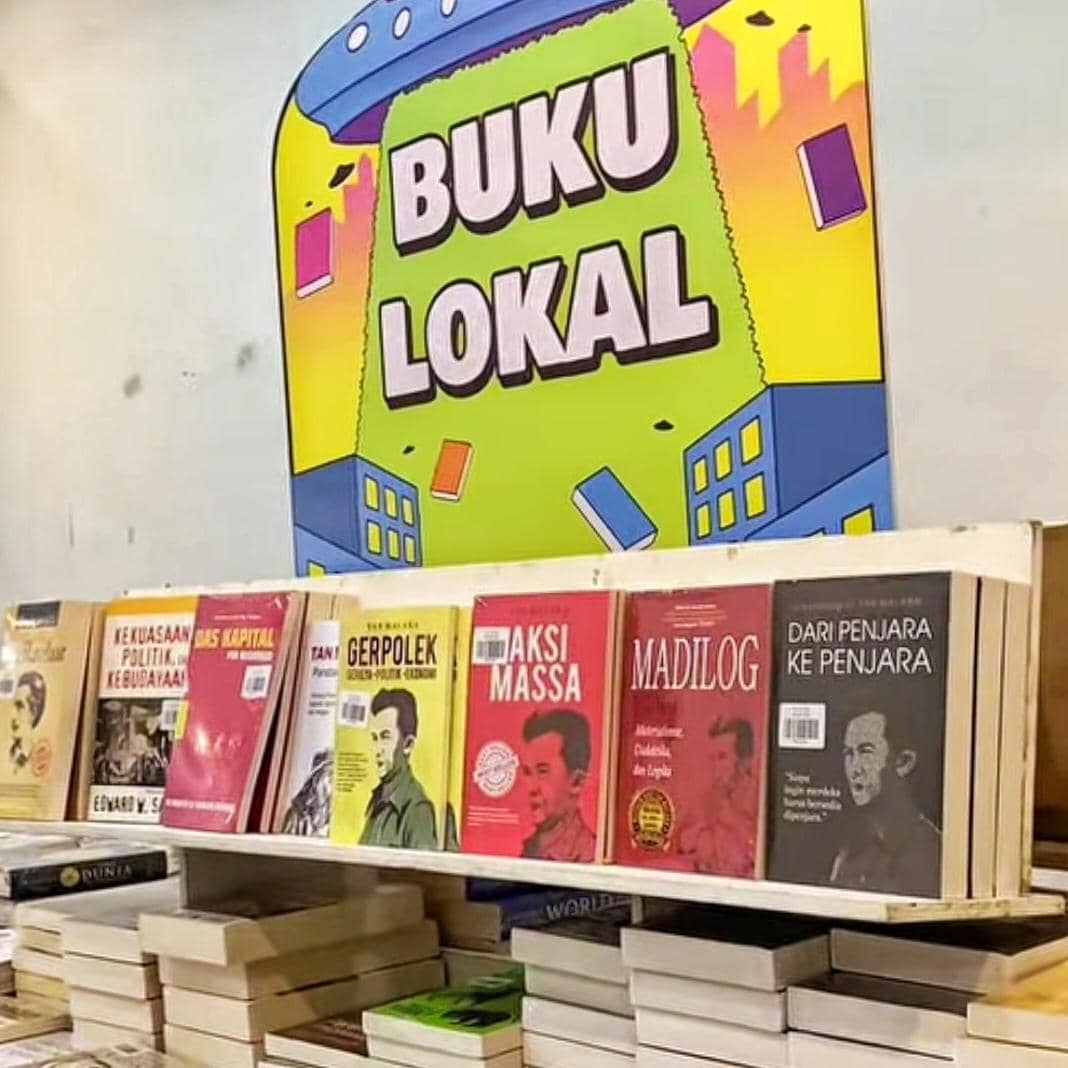 Event Bazzar Buku Out Of The Book Gudang Buku Keliling (GBK) Hadir di Taman Budaya Lampung