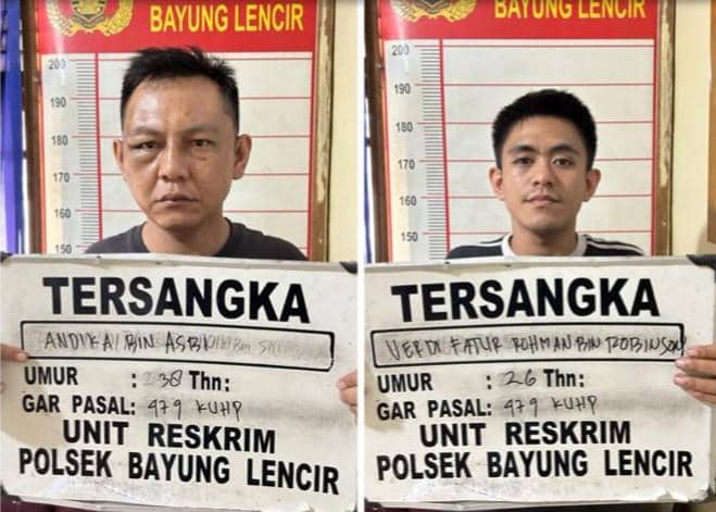 Dua pelaku jambret saat diringkus polisi.