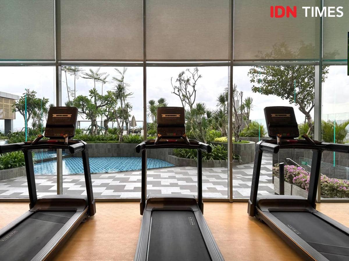 Potret tempat gym di Aloft Surabaya Pakuwon City