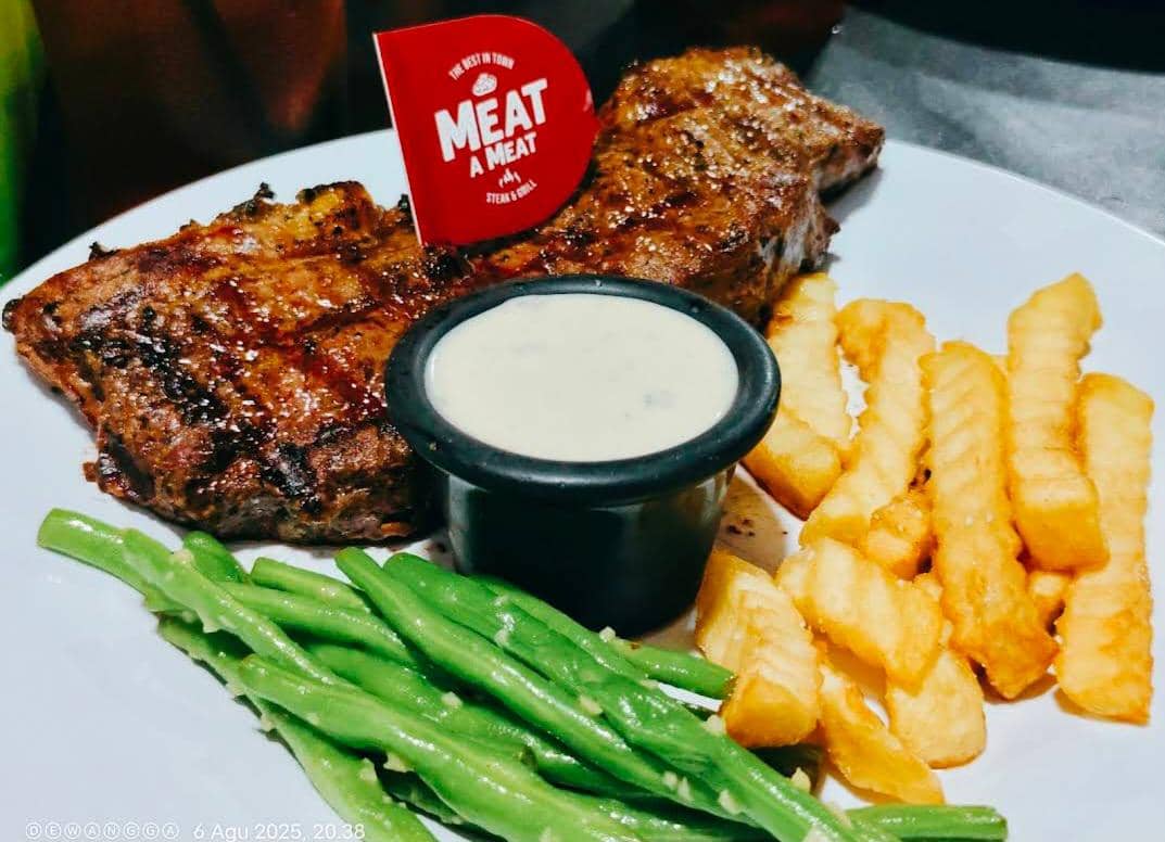 potret hidangan steak di Meat a Meat 