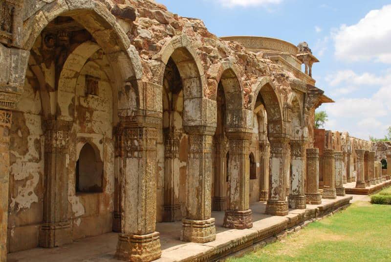 Potret bangunan di Champaner-Pavagadh