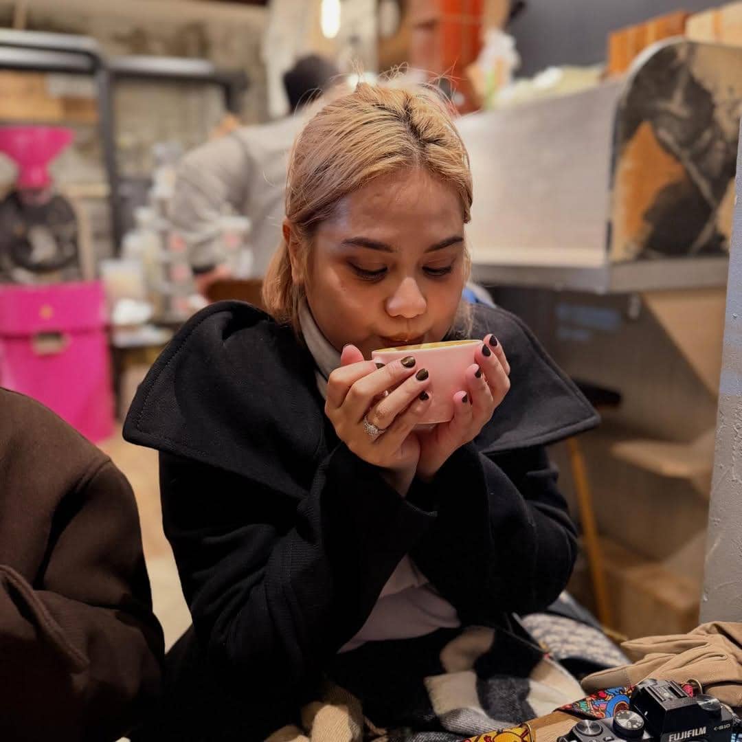 Keluarga Mytha Lestari liburan ke Jepang