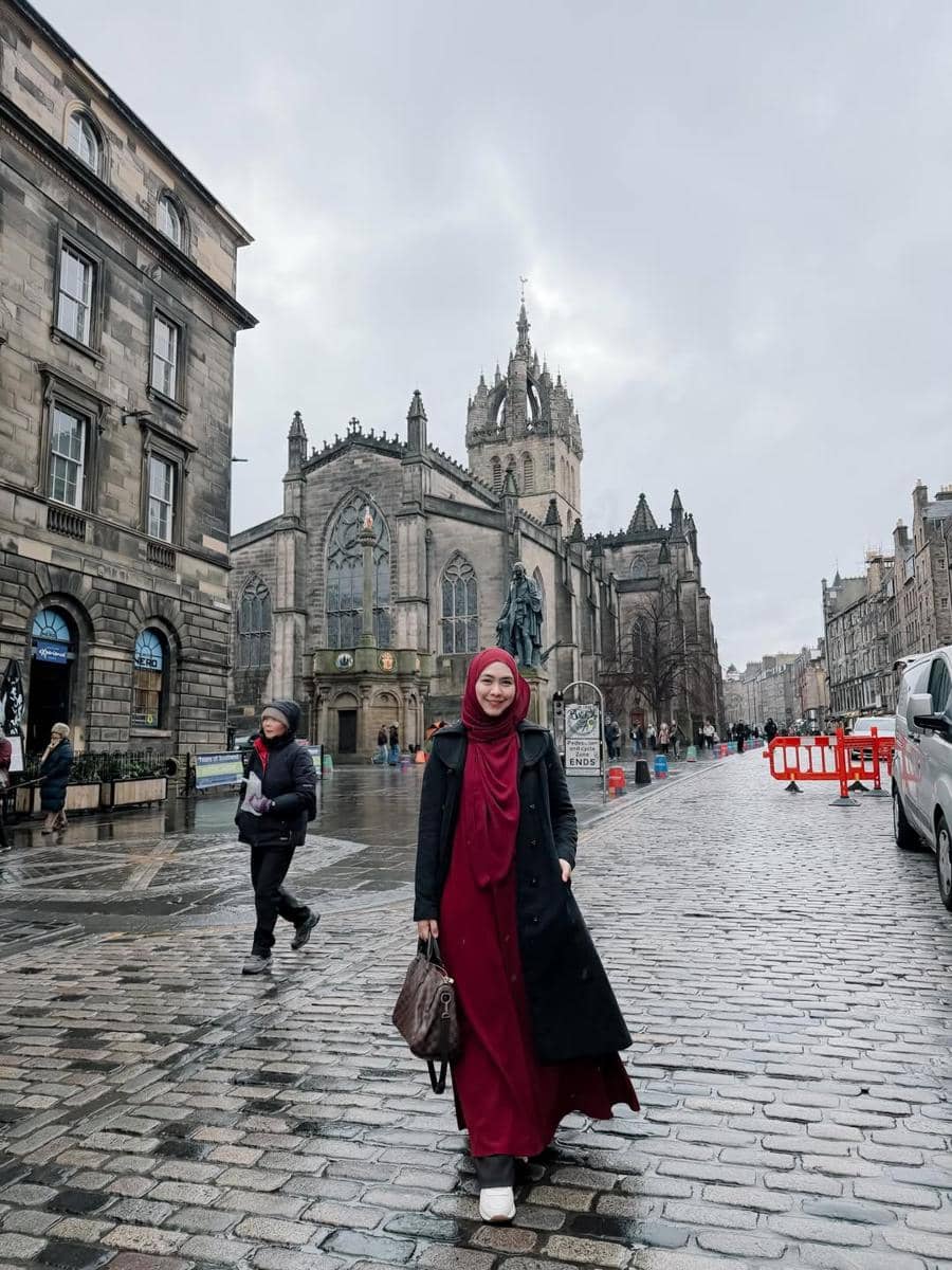 Oki Setiana Dewi safari dakwah di University of Edinburgh