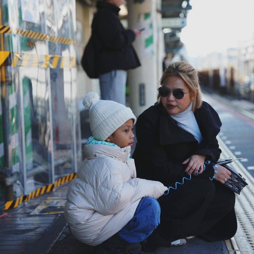 Keluarga Mytha Lestari liburan ke Jepang