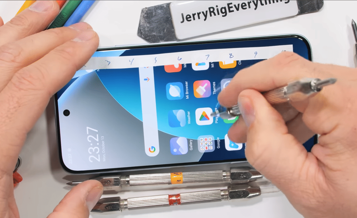 uji gores pada Redmi Note 15 Pro Plus