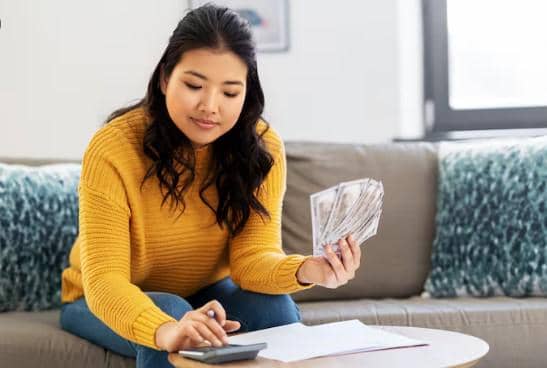 ilustrasi menyisihkan dana khusus