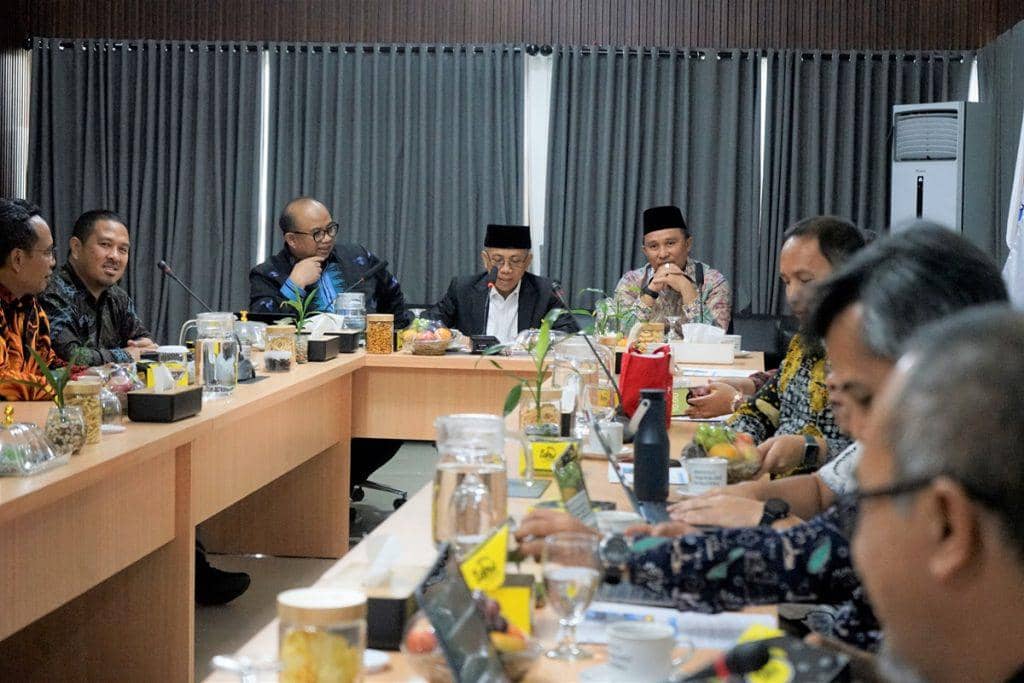 Serah Terima Hibah Lahan Itera di Ruang Rapat Gedung A Itera