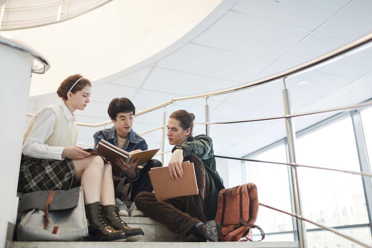 Ilustrasi mahasiswa (pexels.com/Photo by Andy Barbour)