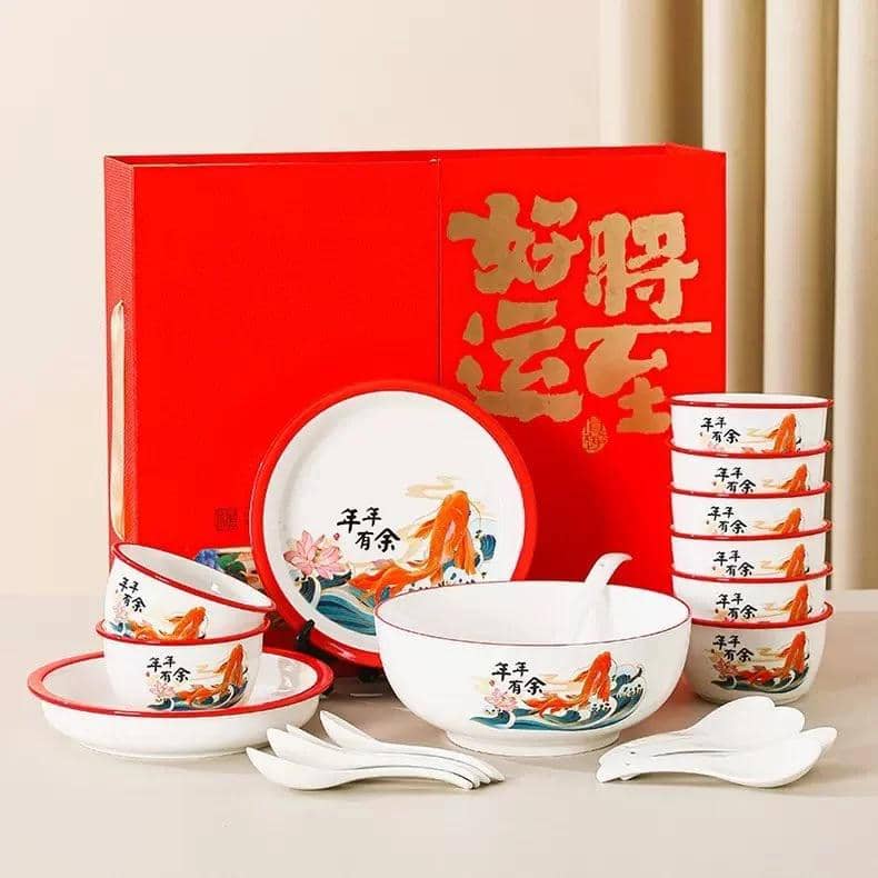 Ilustrasi parcel Imlek (Shopee/Yorex Official Store)