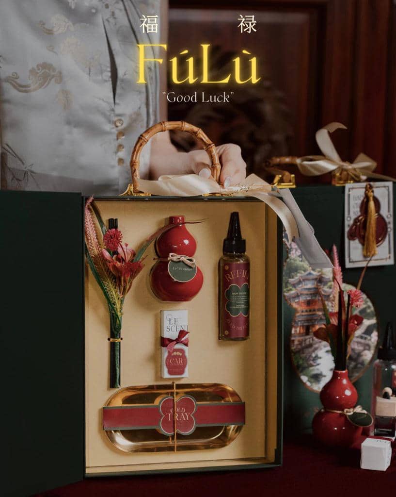 Ilustrasi parcel Imlek (Shopee/Le Scential)