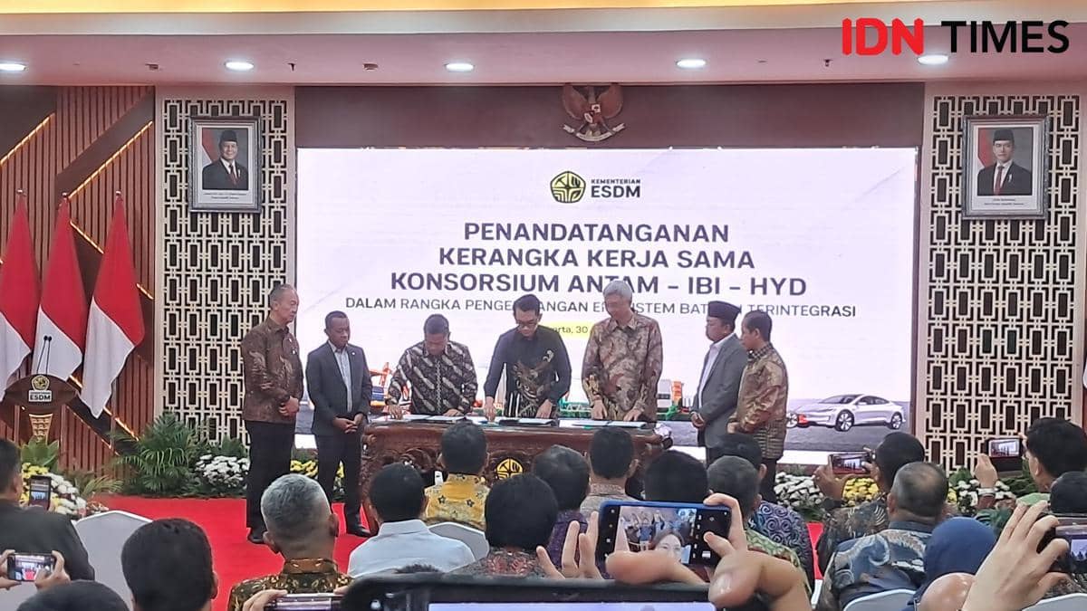 Antam-IBC-Huayou Siapkan Studi Ekosistem Baterai Terintegrasi