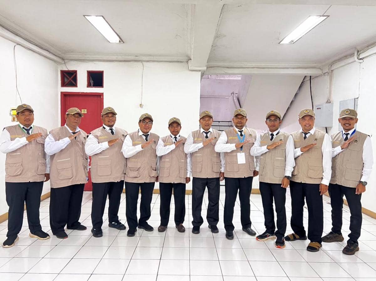 Sejumlah peserta Diklat PPIH Arab Saudi 2026 berpose sebelum upacara pengukuhan (Dok. Istimewa)