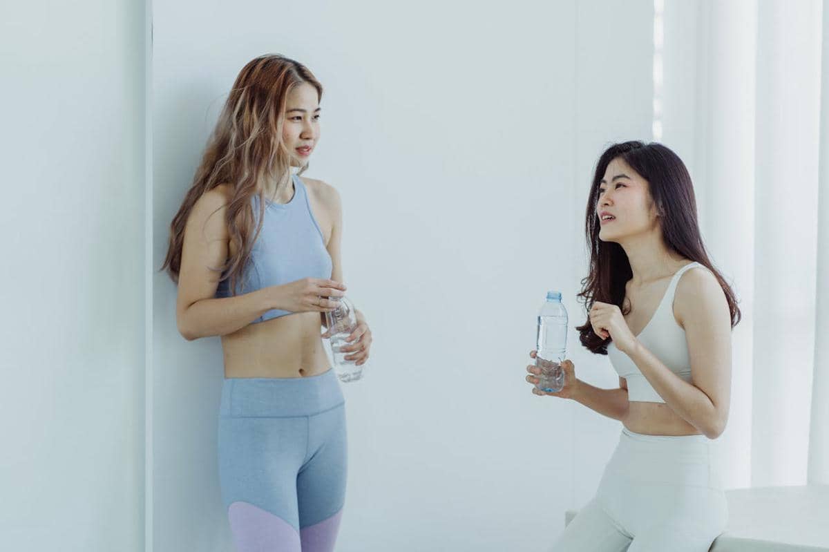 percakapan dengan teman